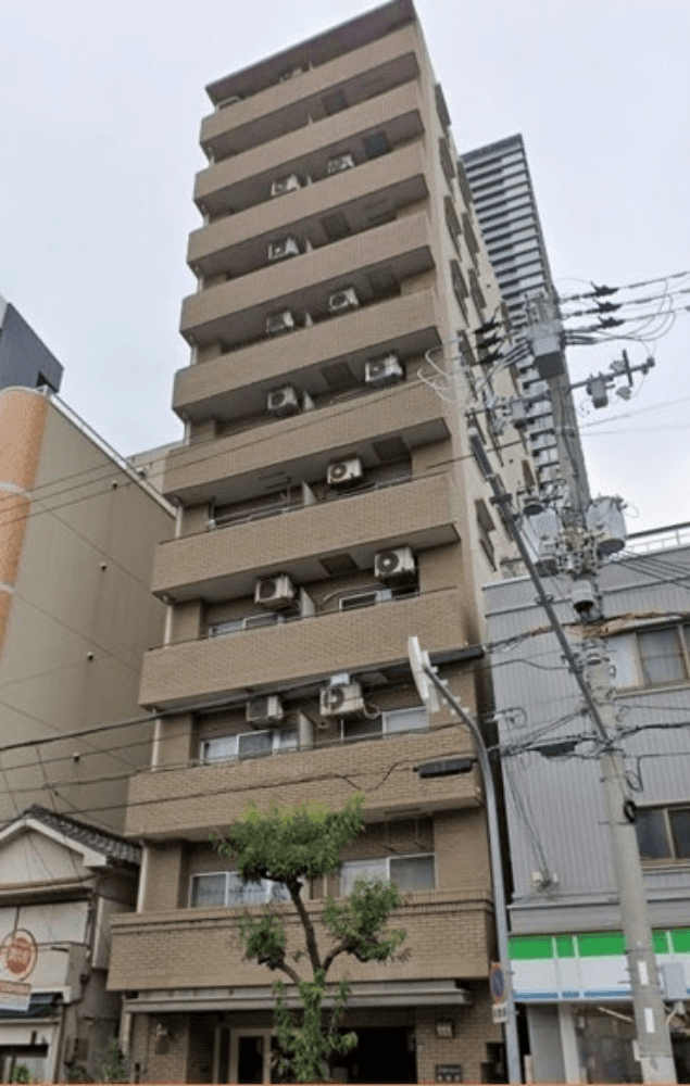 post-image, 20250503293