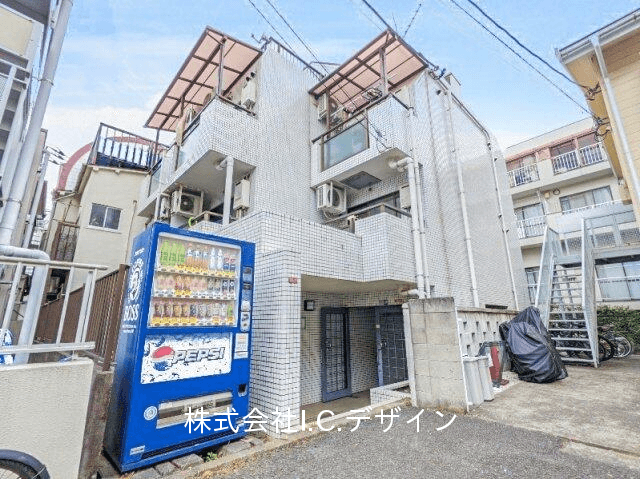 post-image, 2025050590