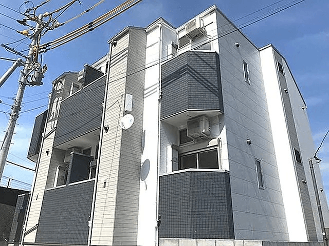 post-image, 20250507199