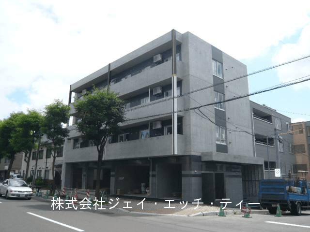 post-image, 20250508263