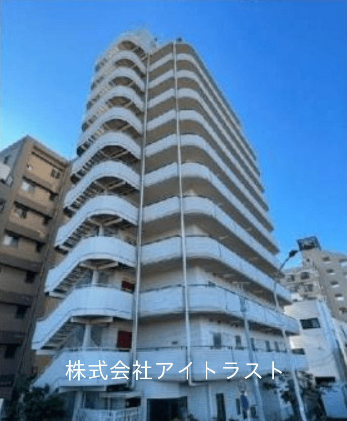 post-image, 20250508345