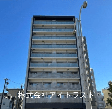 post-image, 20250508375