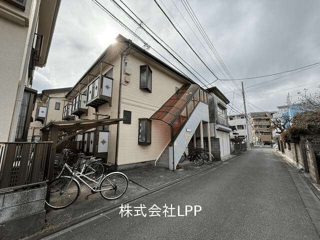 post-image, 20250508586