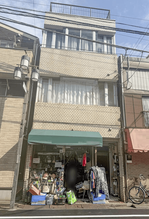 post-image, 202505101052