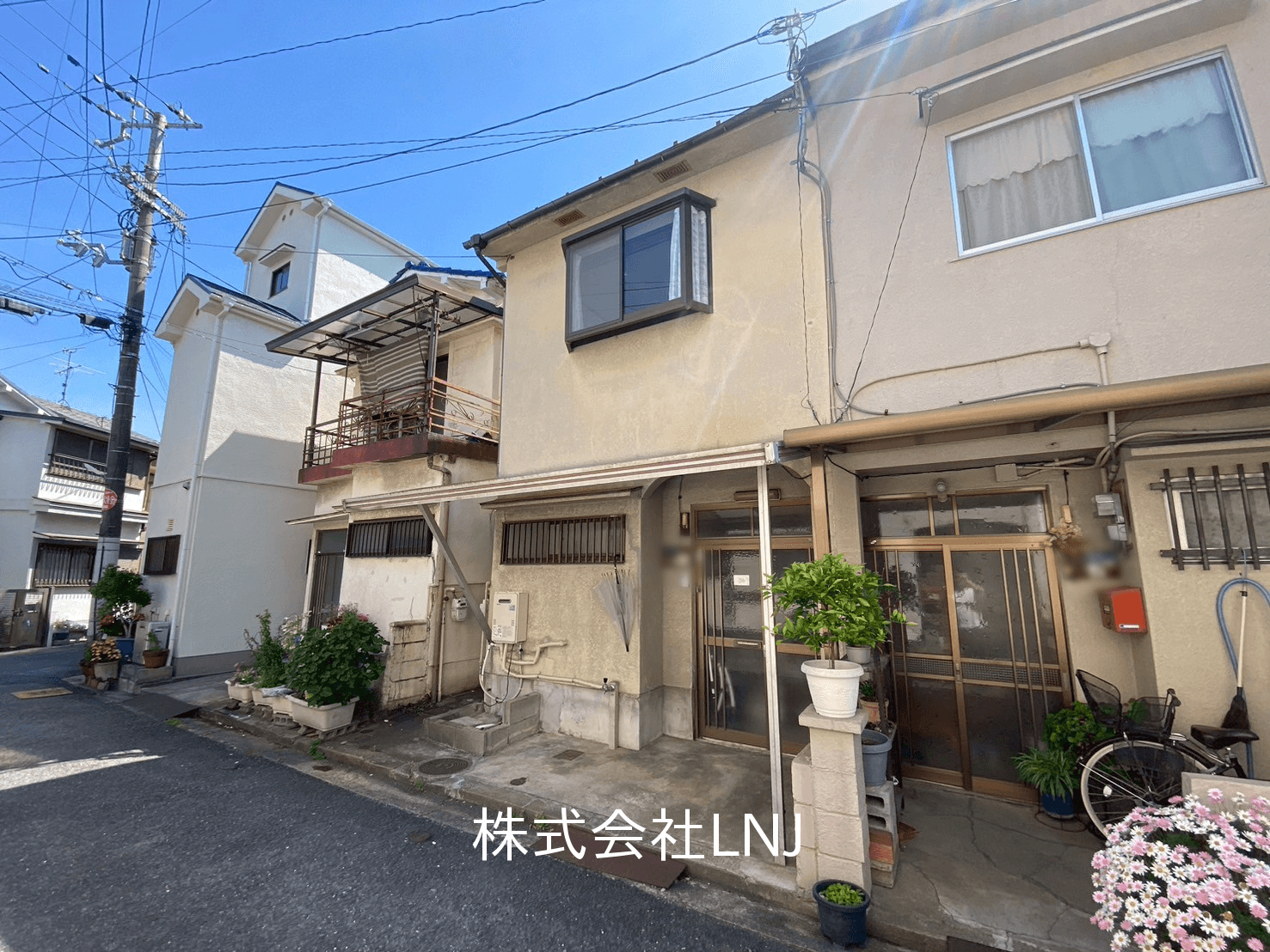 post-image, 202505101158