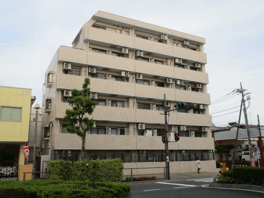 post-image, 20250510256