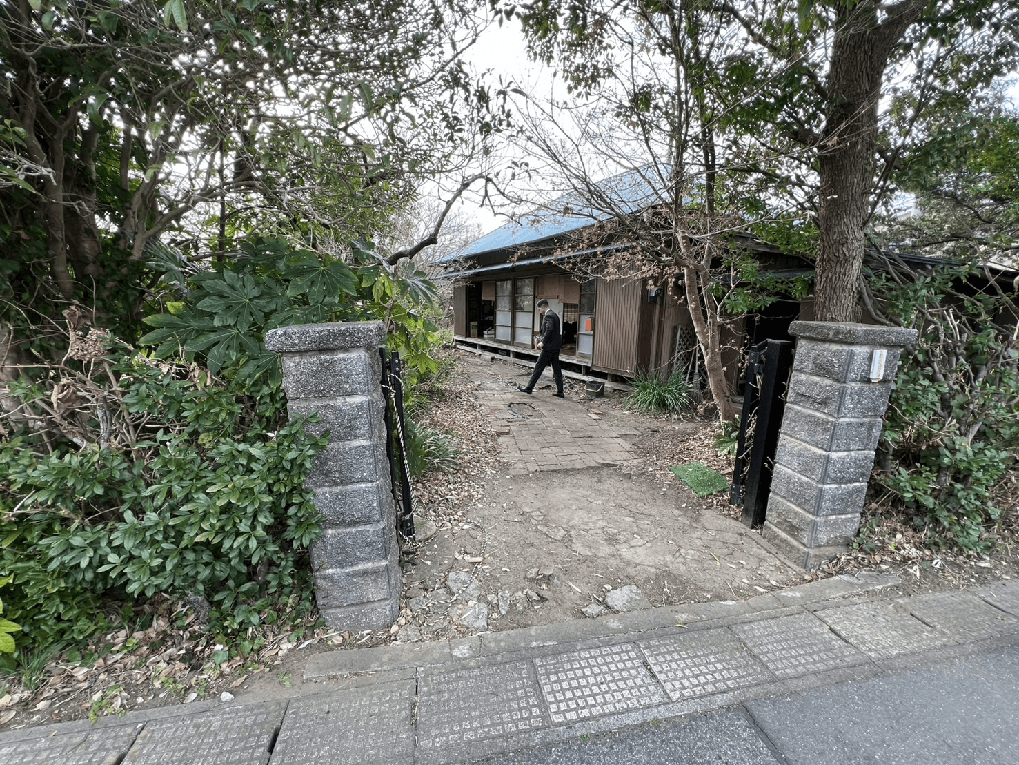 post-image, 20250510422