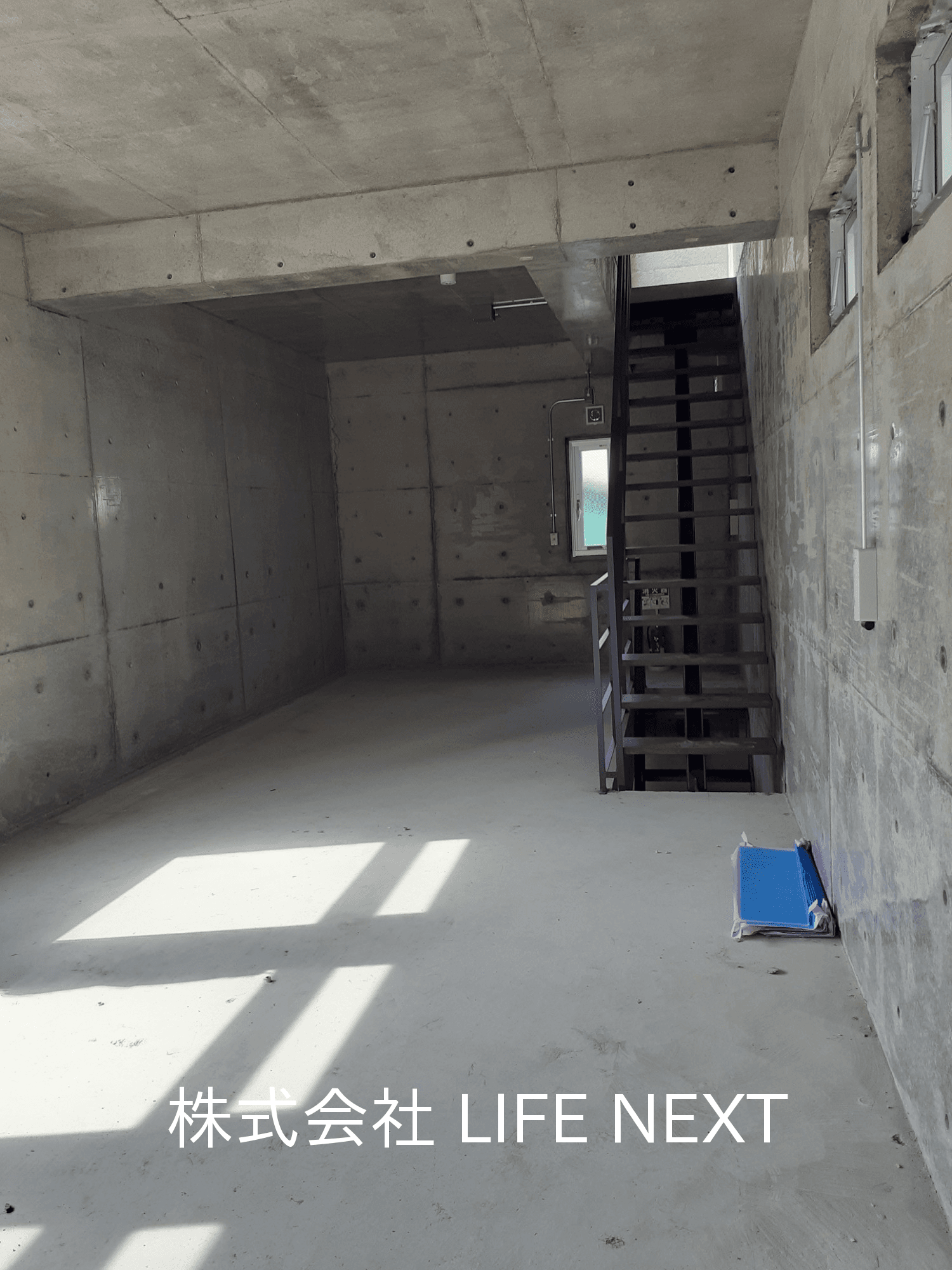 post-image, 20250511245