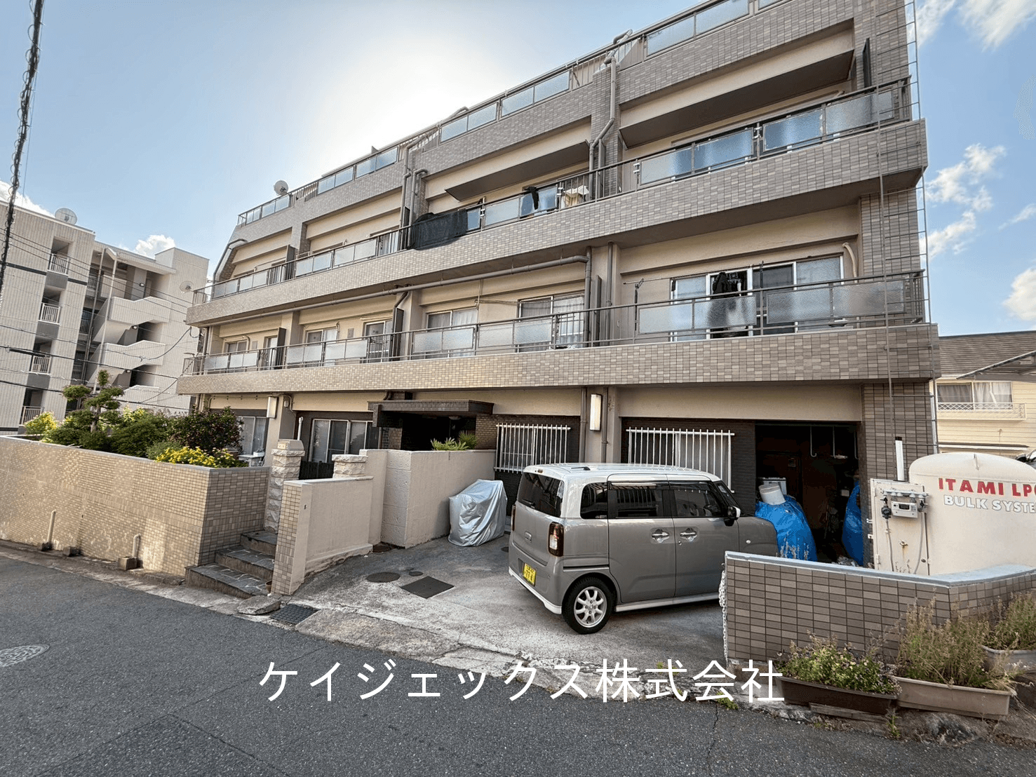 post-image, 20250511266