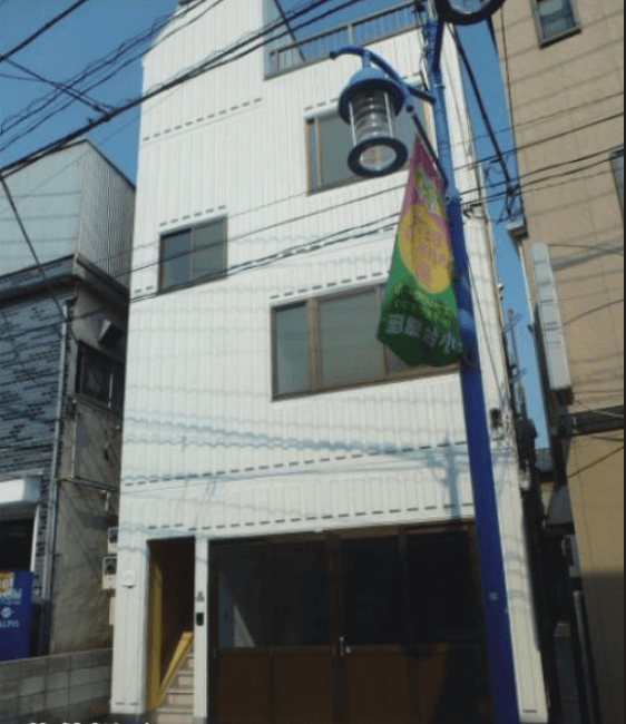 post-image, 20250511280