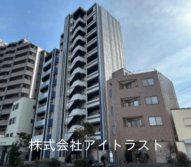 post-image, 20250513289