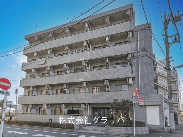 post-image, 20250513324