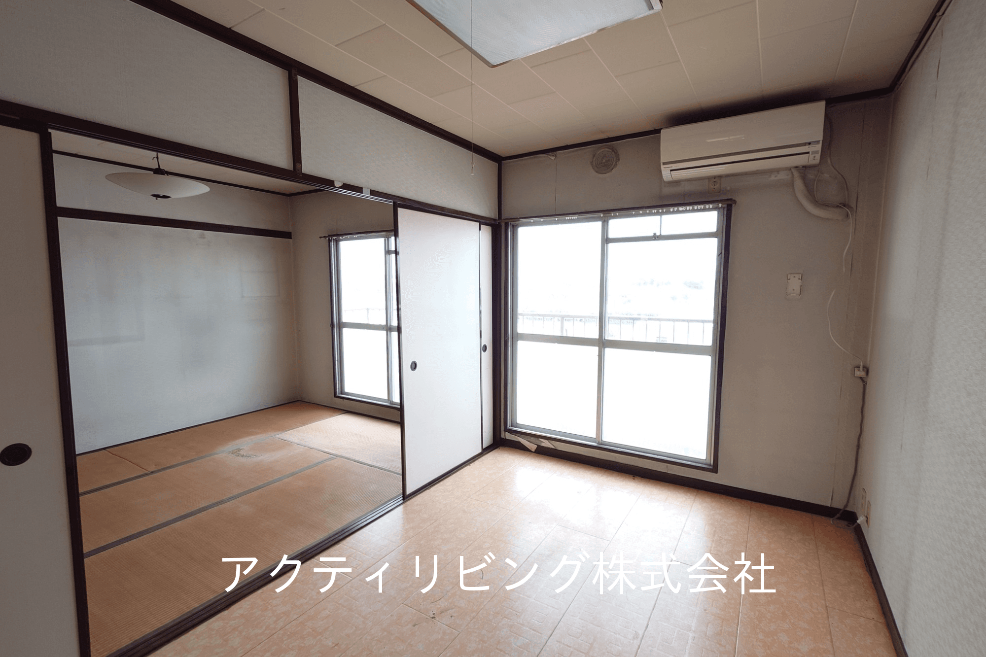 post-image, 20250513934