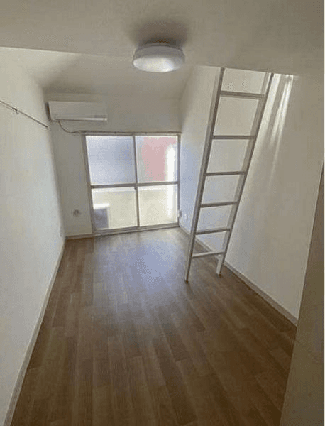 post-image, 2025051475