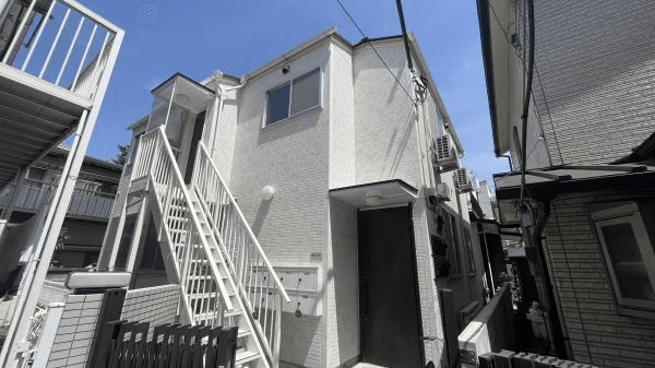 post-image, 20250515169