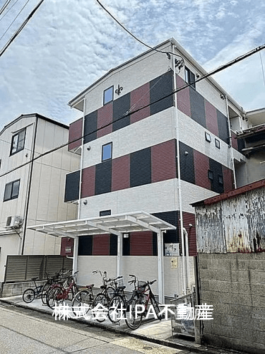 post-image, 20250515216