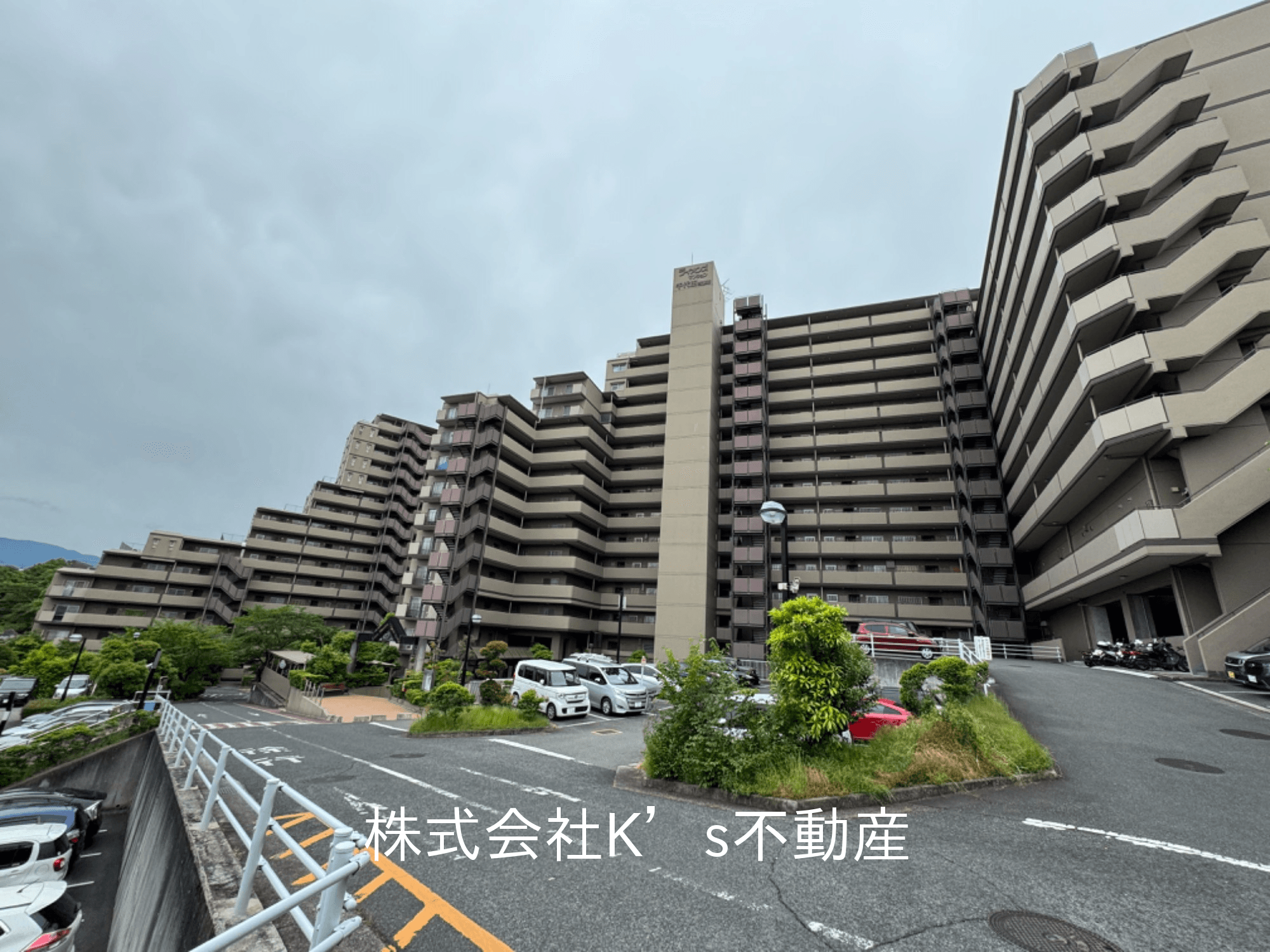 post-image, 20250515279