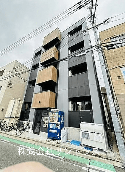 post-image, 20250515350