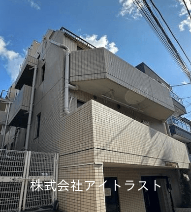 post-image, 20250515494