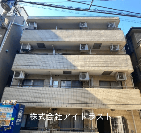 post-image, 20250515635