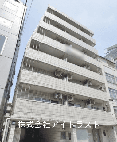 post-image, 20250516268