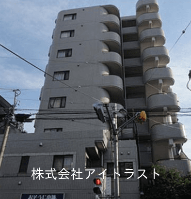 post-image, 20250516765