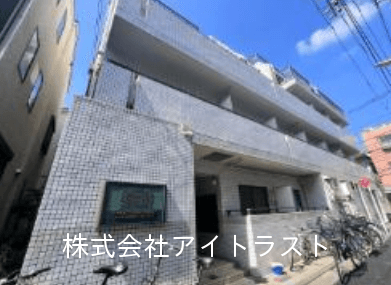 post-image, 20250517109