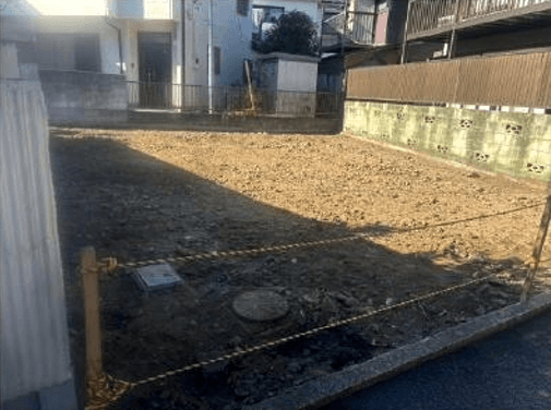 post-image, 20250517229