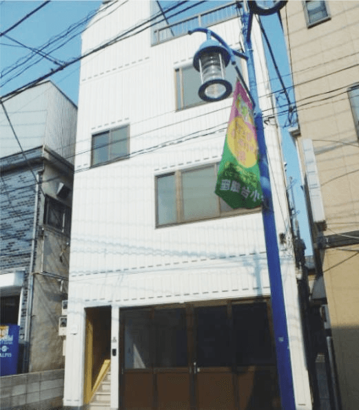 post-image, 20250517297