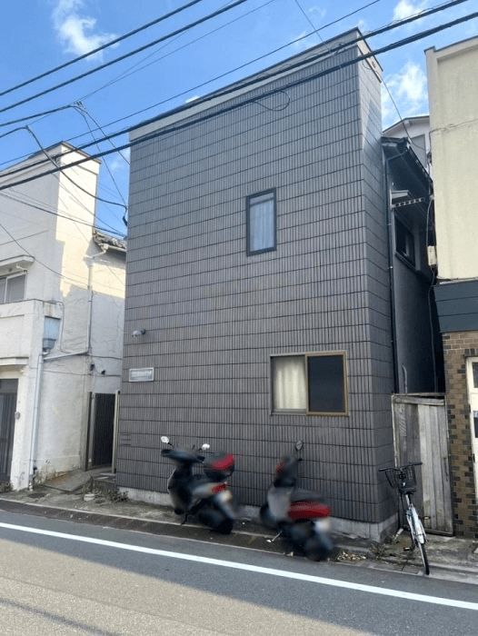 post-image, 20250517406