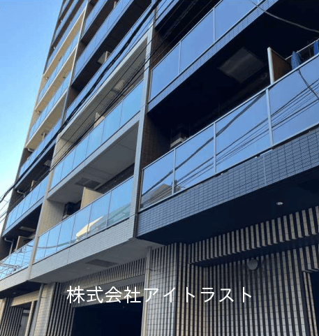 post-image, 20250517572
