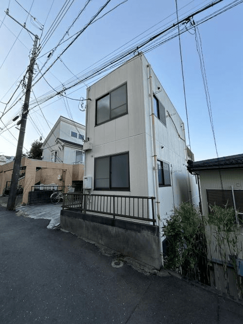 post-image, 20250517739