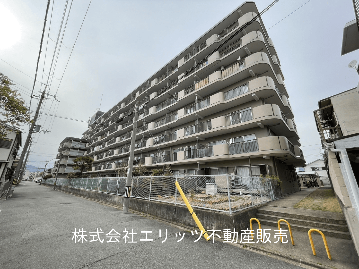 post-image, 20250517828