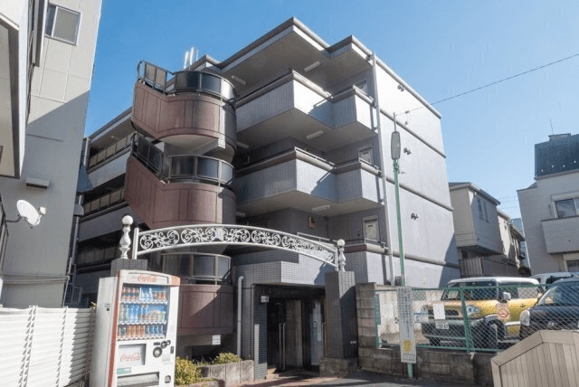 post-image, 20250520356