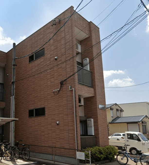 post-image, 20250520455