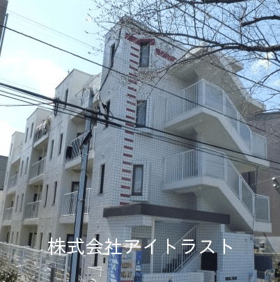 post-image, 20250520542