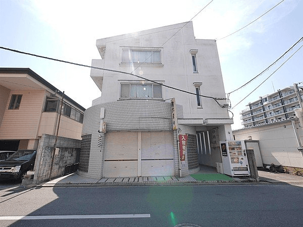 post-image, 20250520560