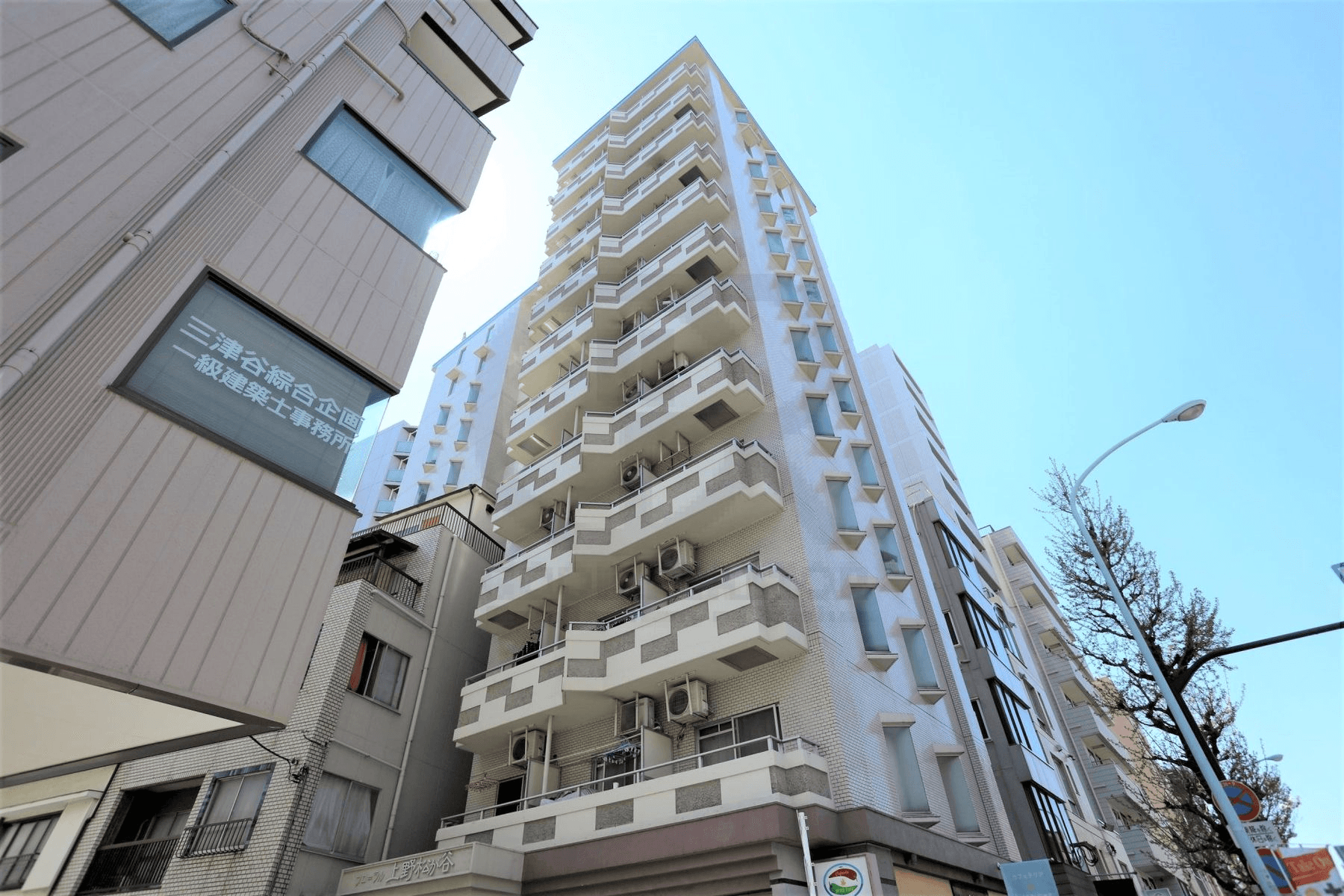 post-image, 20250520772