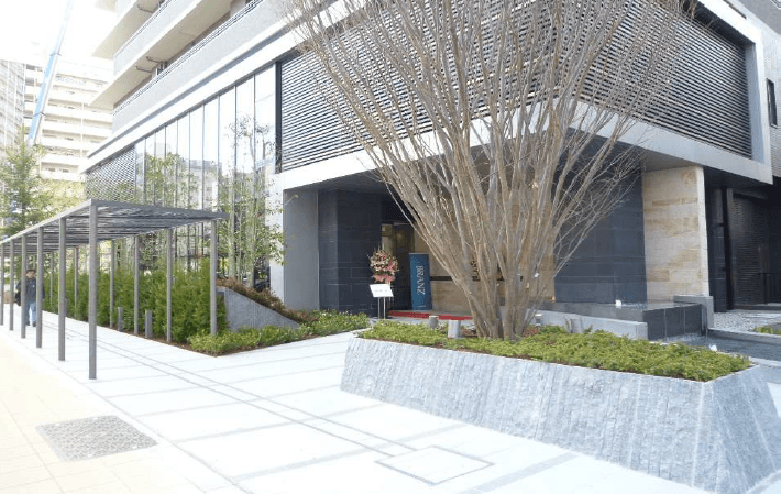 post-image, 20250520951