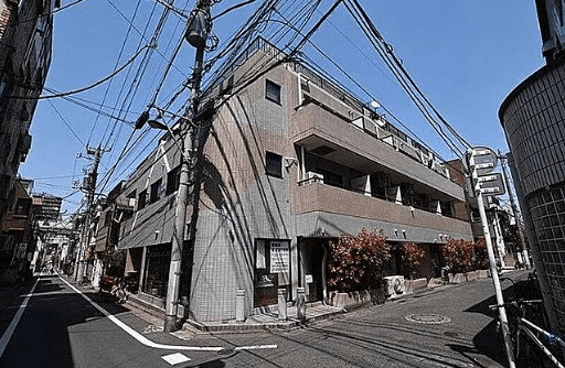 post-image, 20250520959