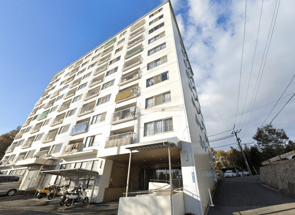 post-image, 20250521187