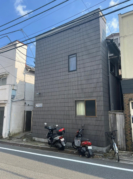 post-image, 20250522347