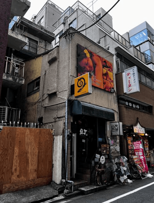 post-image, 20250522372