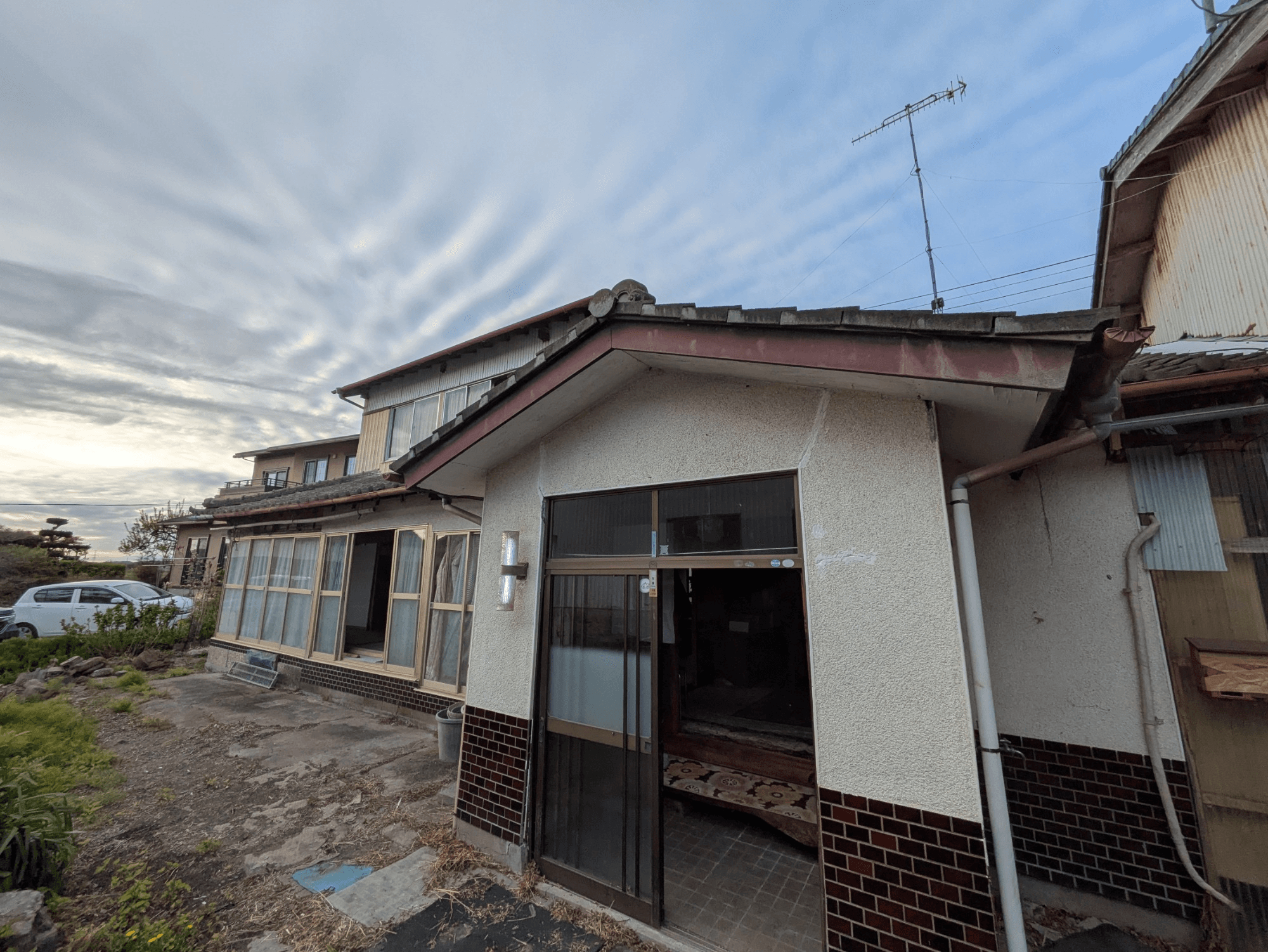 post-image, 20250522384