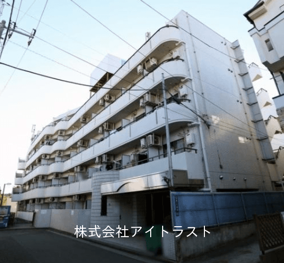 post-image, 20250522560