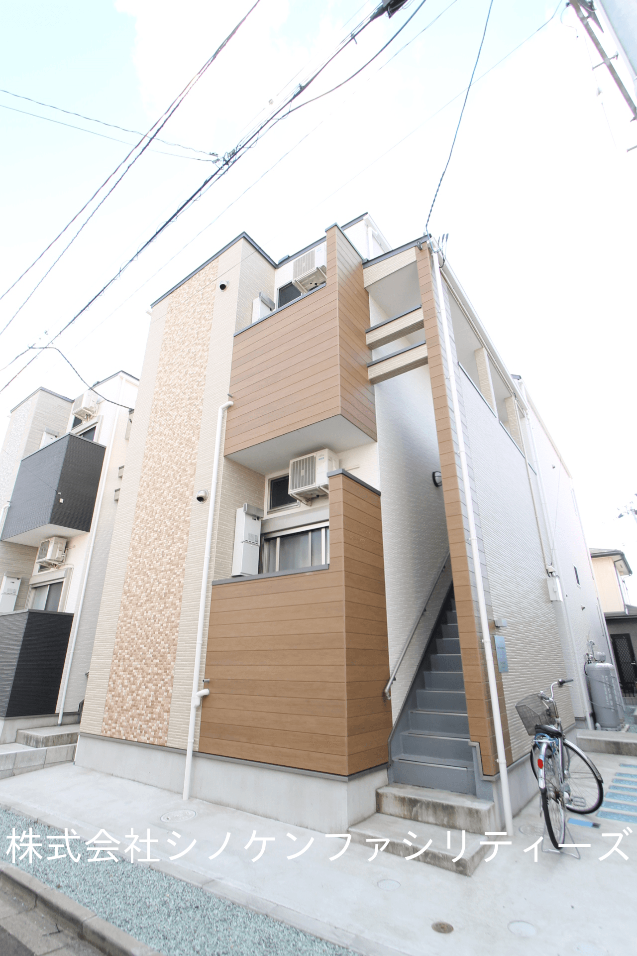 post-image, 20250527322