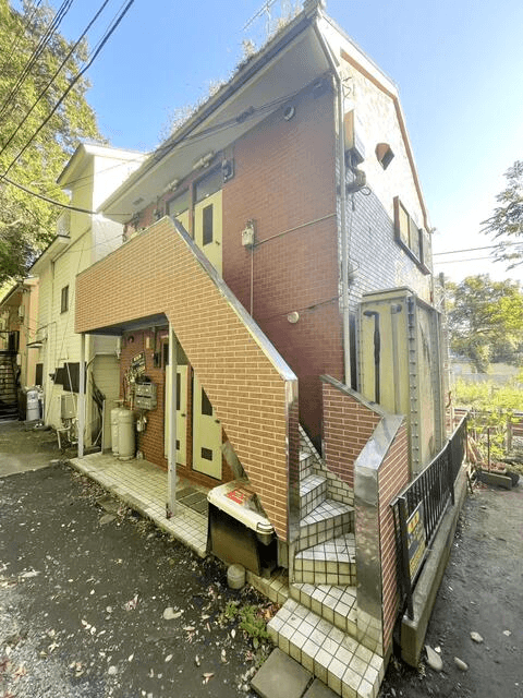 post-image, 20250527355