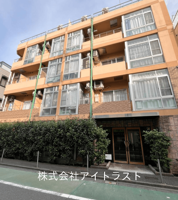 post-image, 20250527366