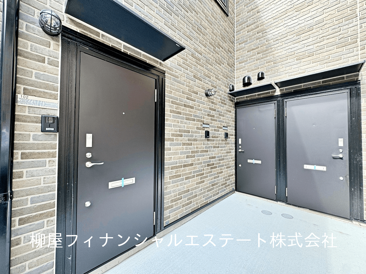 post-image, 20250527369