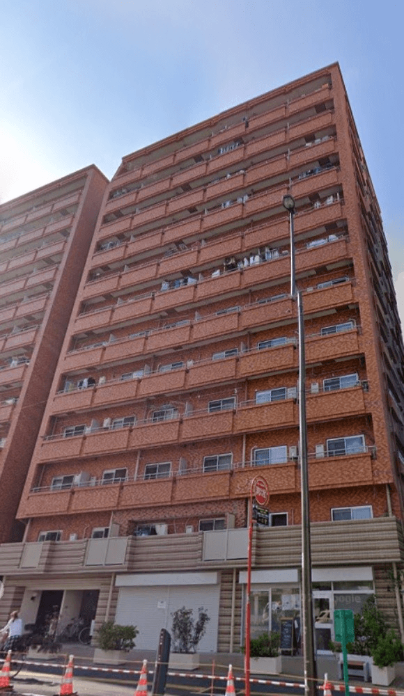 post-image, 20250527417